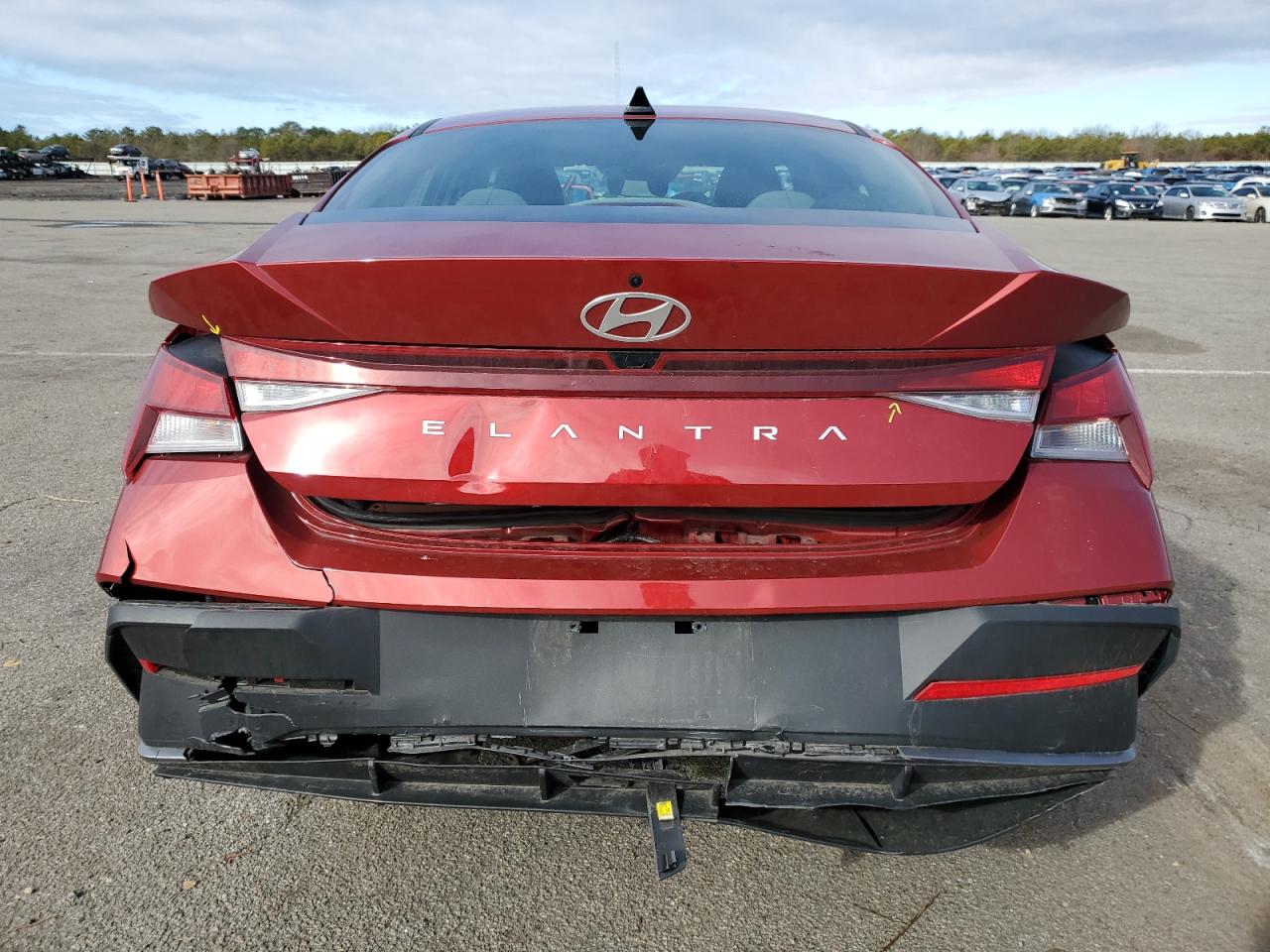 2024 Hyundai Elantra - Image 6