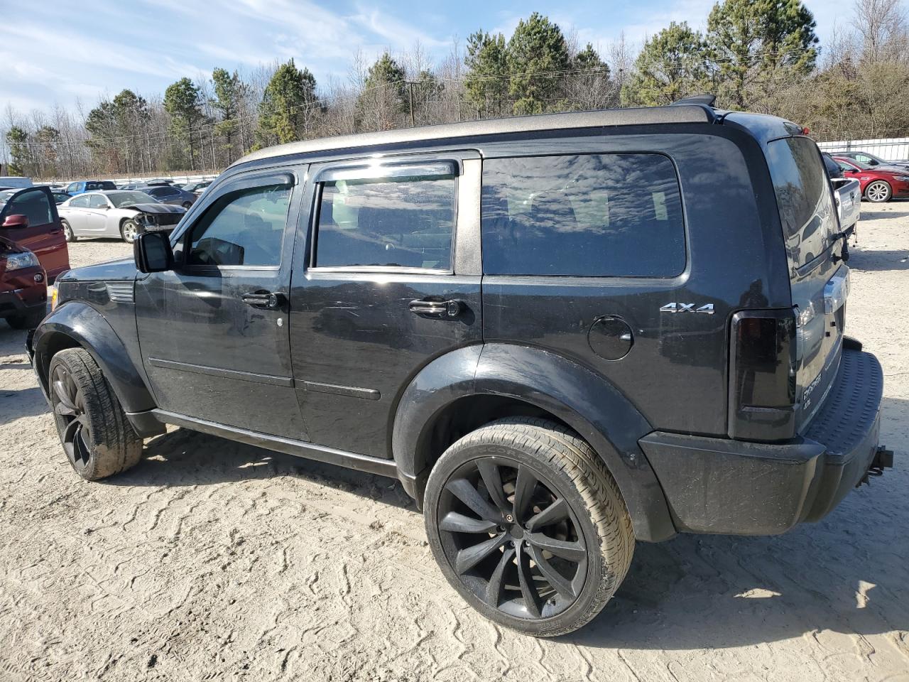2010 Dodge Nitro - Image 2
