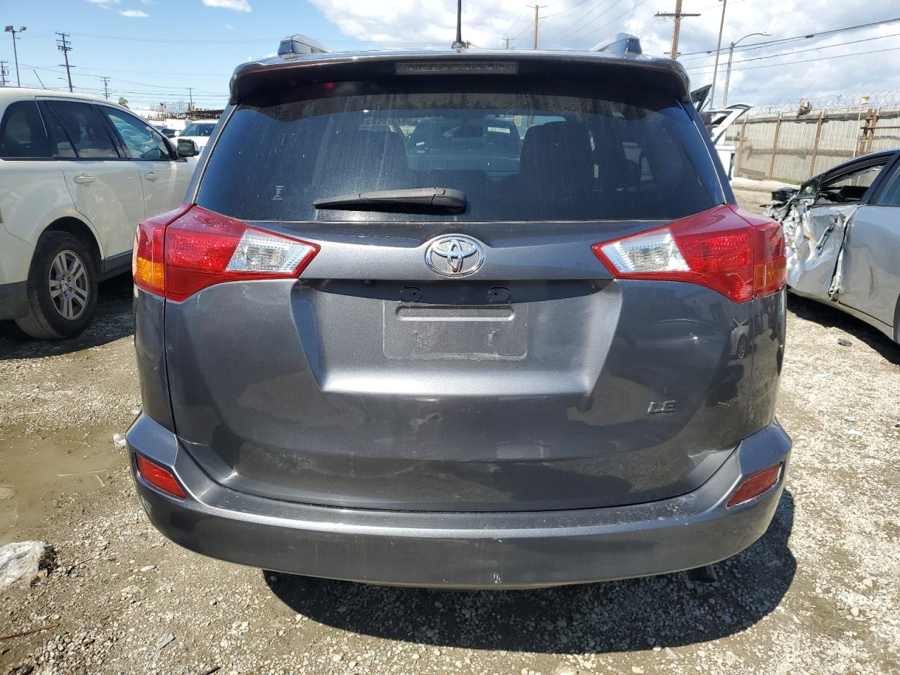 2015 Toyota RAV 4 - Image 6