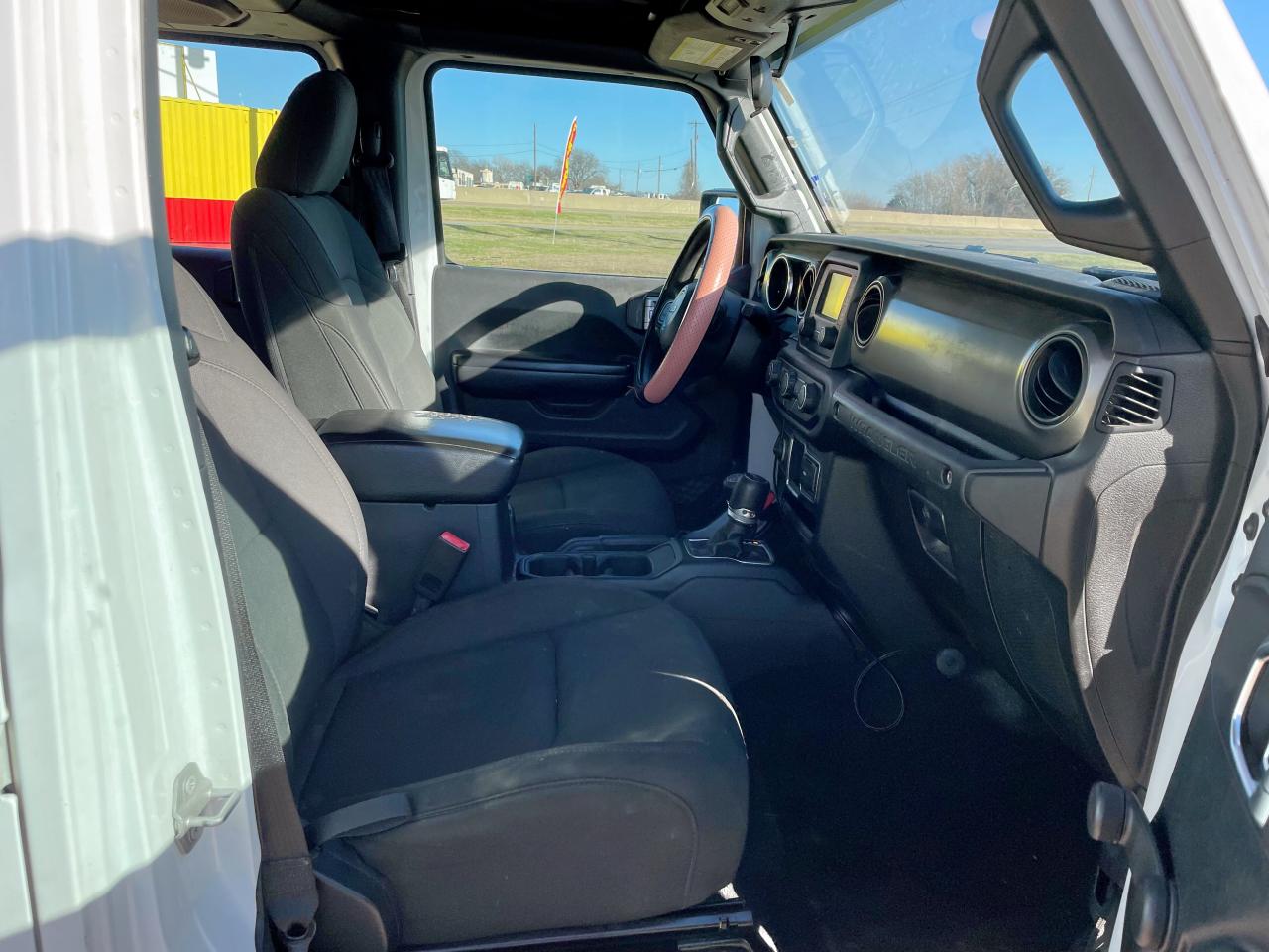 2018 Jeep Wrangler - Image 5