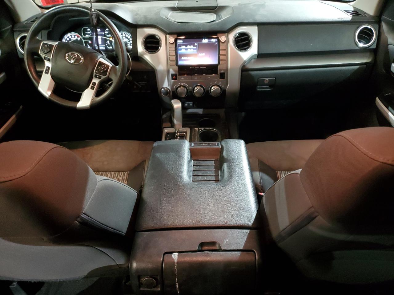 2021 Toyota Tundra - Image 8
