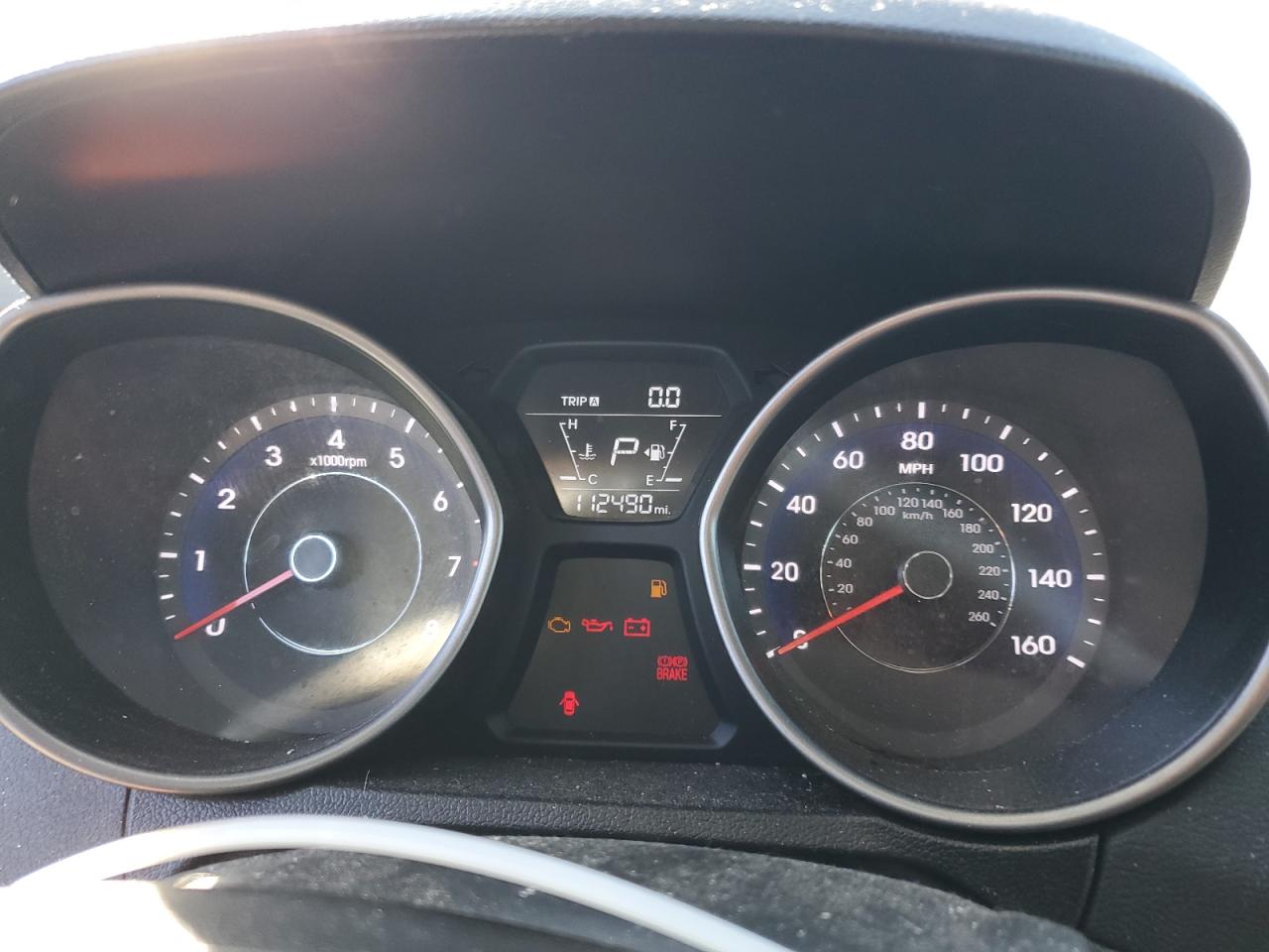 2015 Hyundai Elantra - Image 9