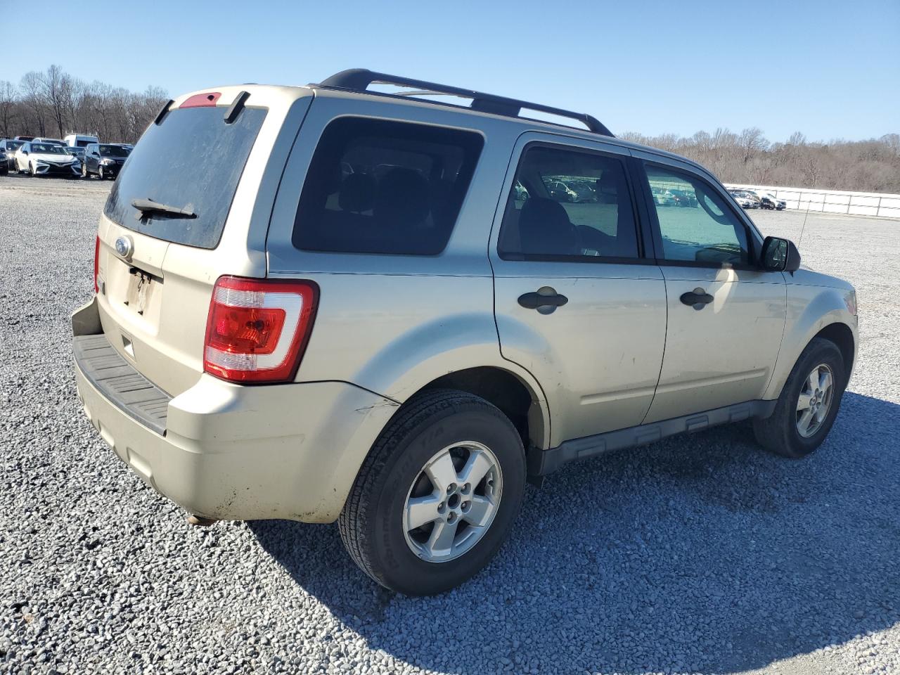 2011 Ford Escape - Image 3