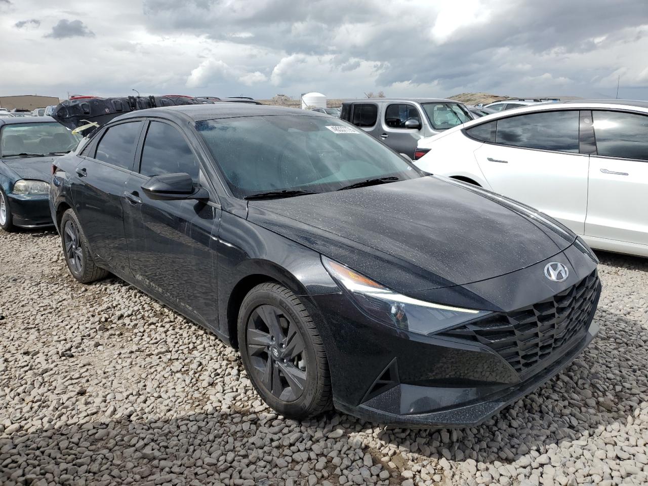 2023 Hyundai Elantra - Image 4