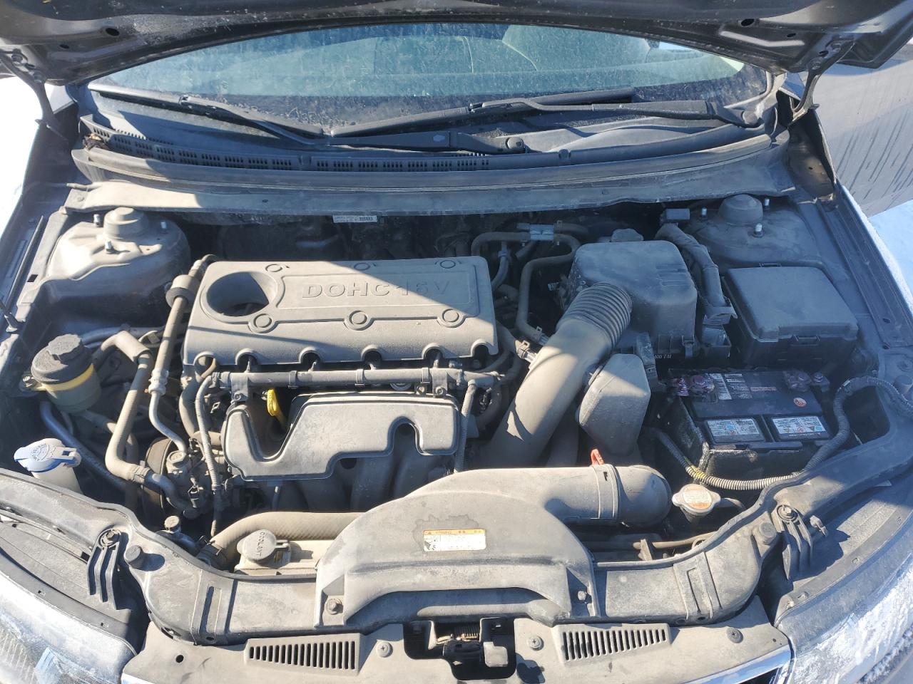2010 Kia Forte - Image 11