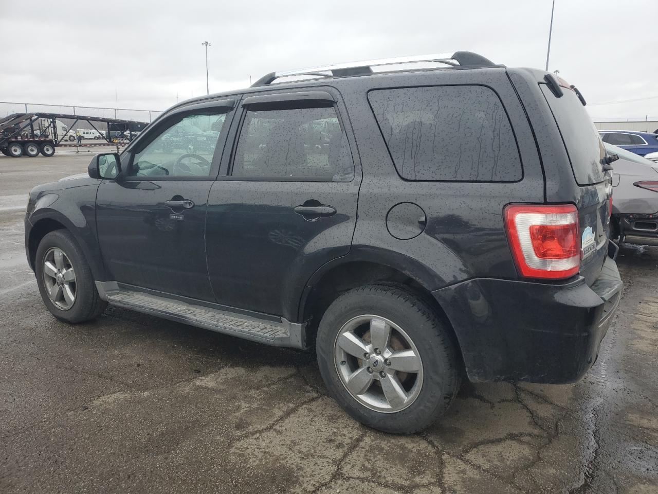 2011 Ford Escape - Image 2