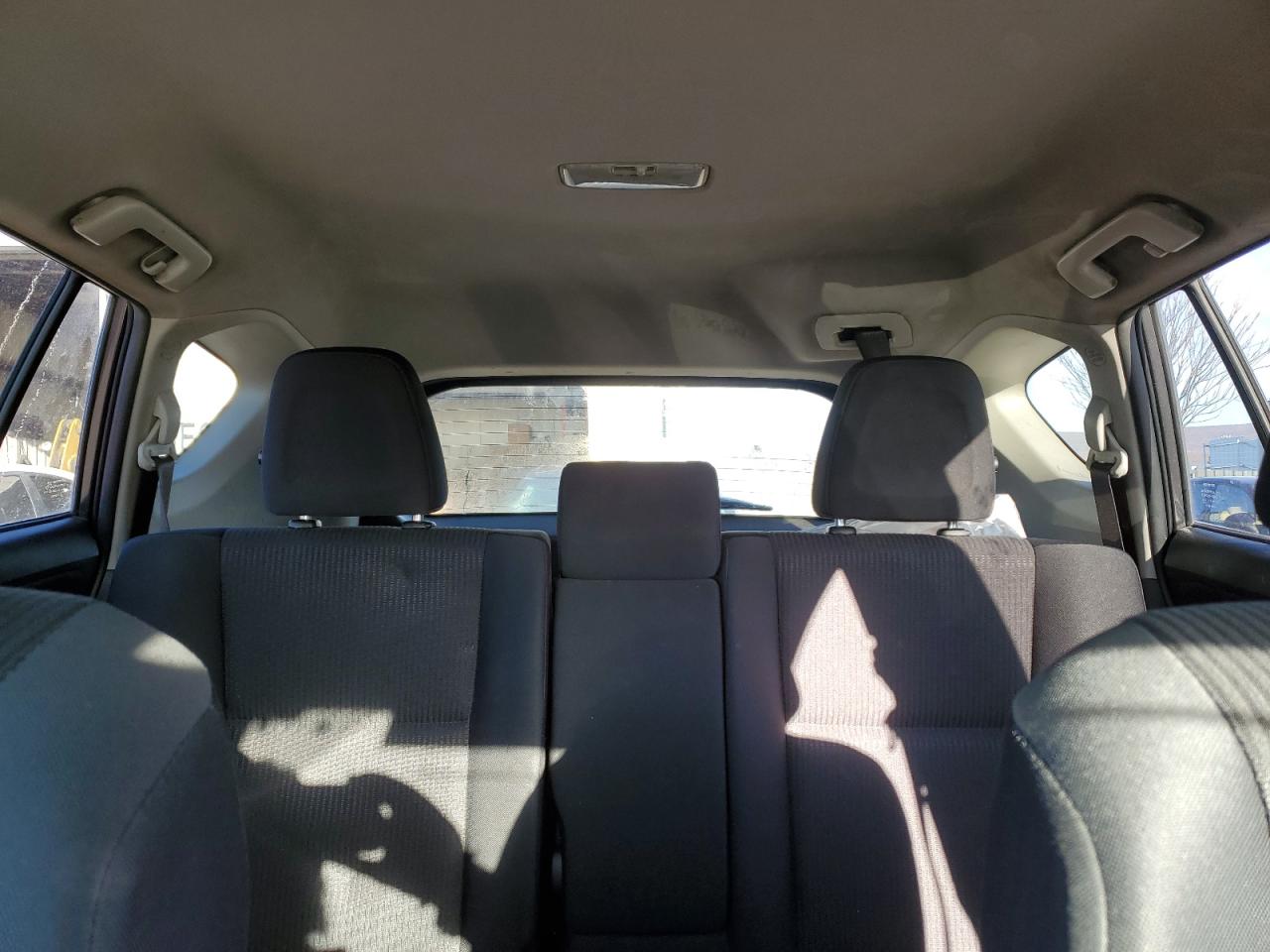 2017 Toyota RAV 4 - Image 10