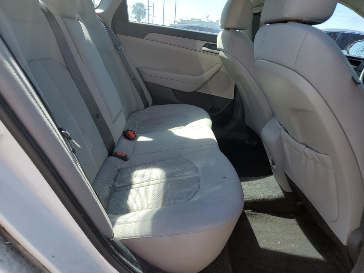 2018 Hyundai Sonata - Image 10