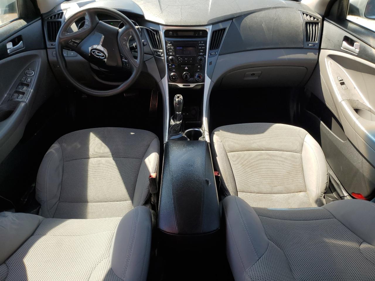 2014 Hyundai Sonata - Image 8