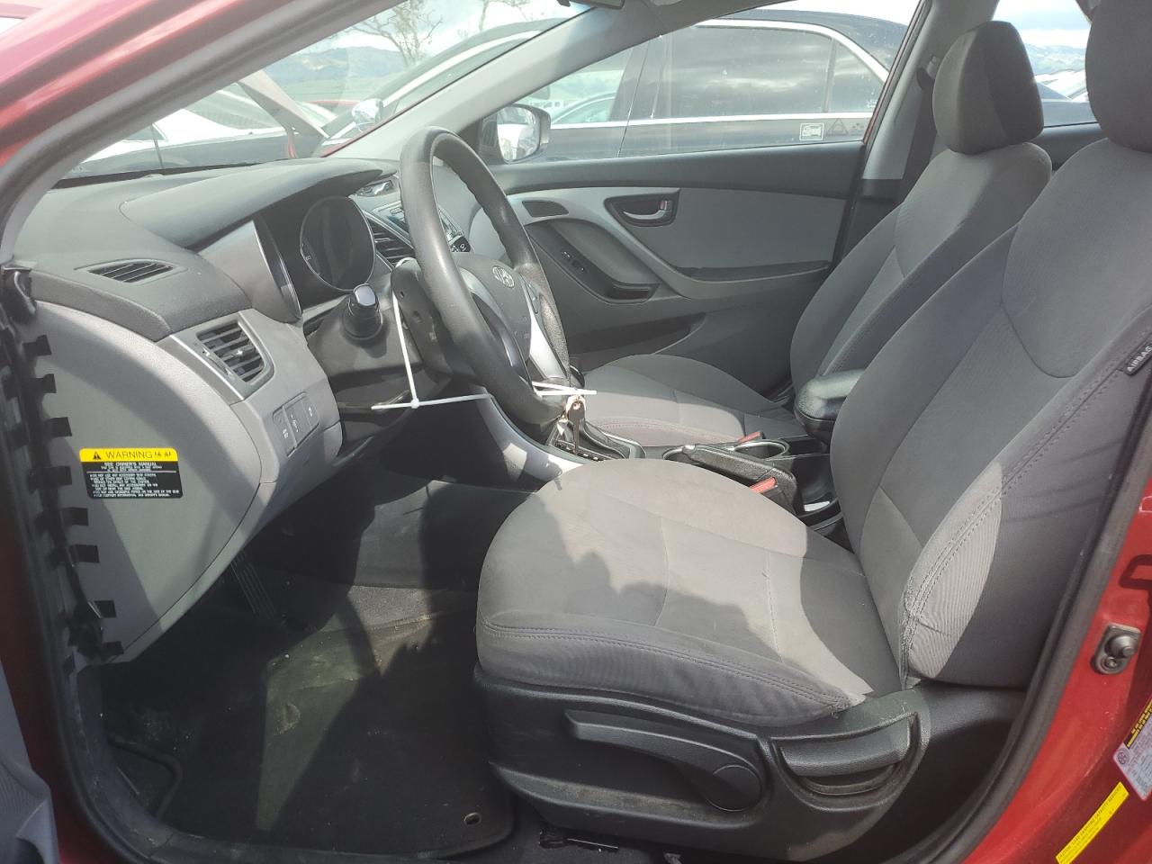 2015 Hyundai Elantra - Image 7