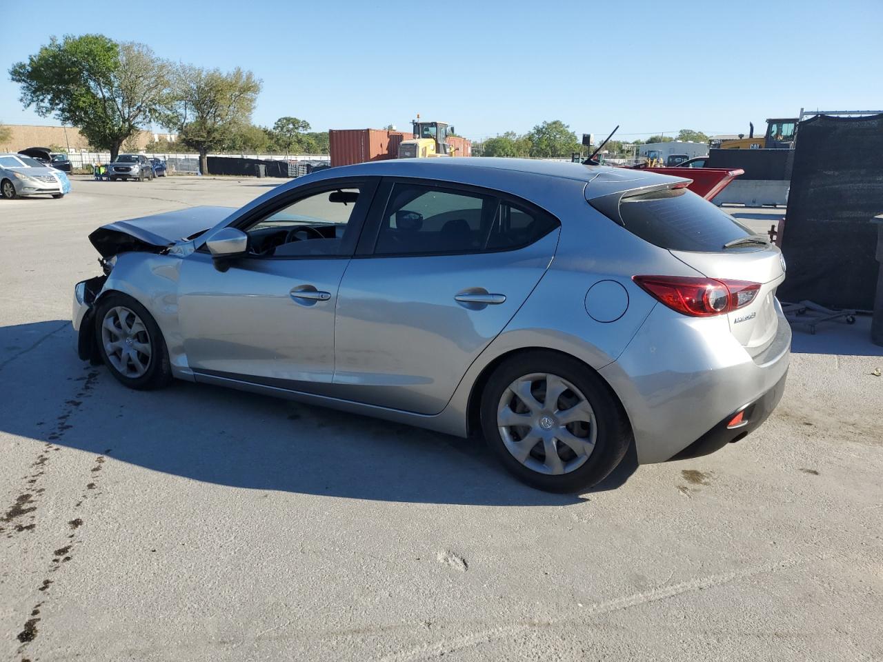 2014 Mazda 3 - Image 2