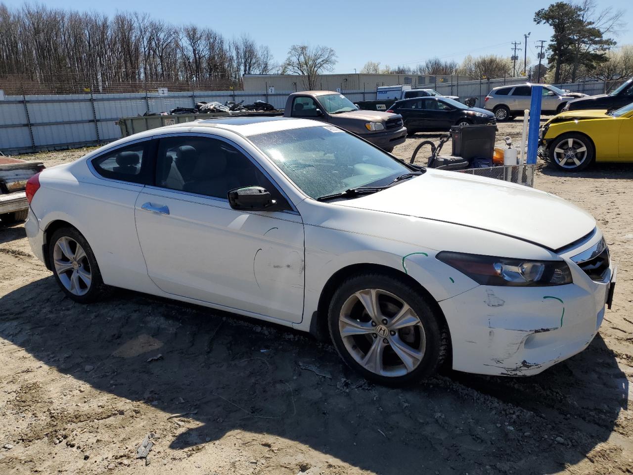 2011 Honda Accord - Image 4