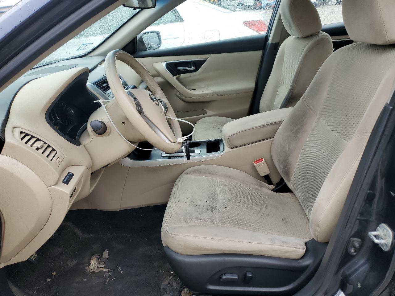 2015 Nissan Altima - Image 7