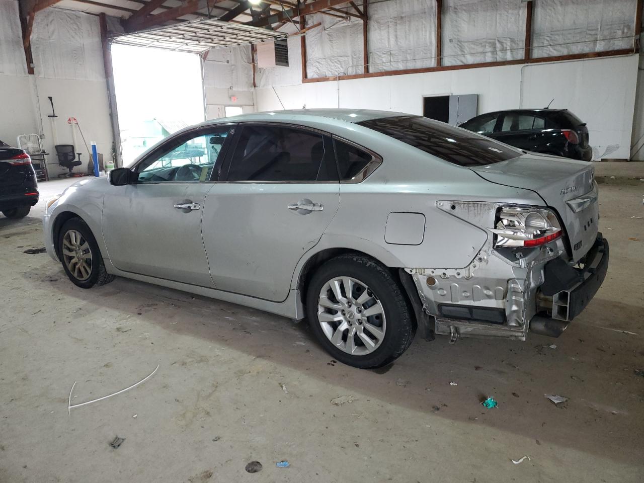 2014 Nissan Altima - Image 2