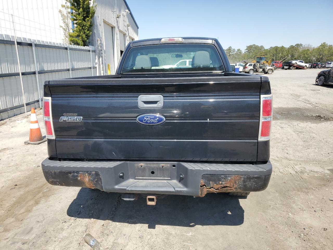 2010 Ford F-150 - Image 6