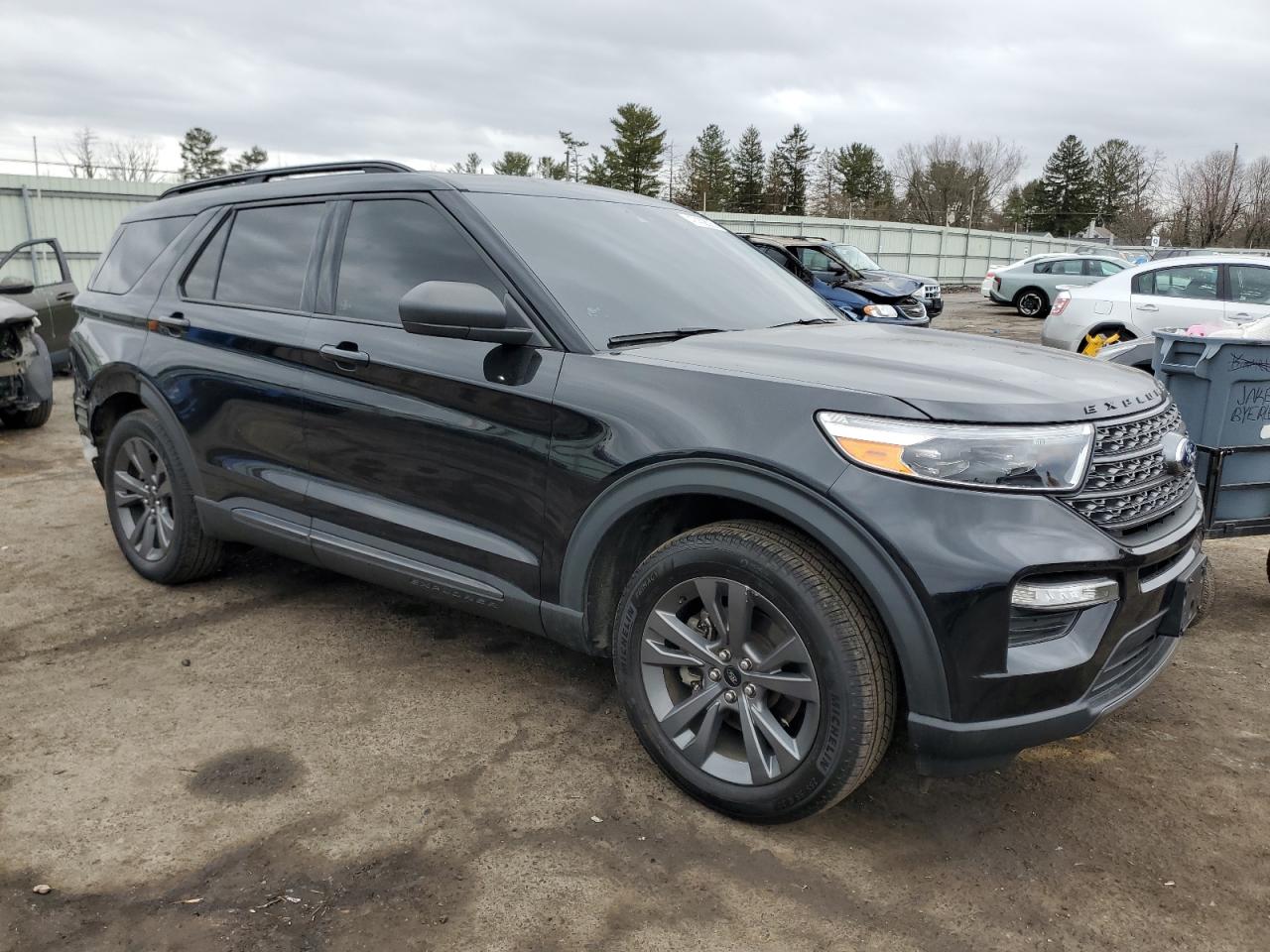 2021 Ford Explorer - Image 4