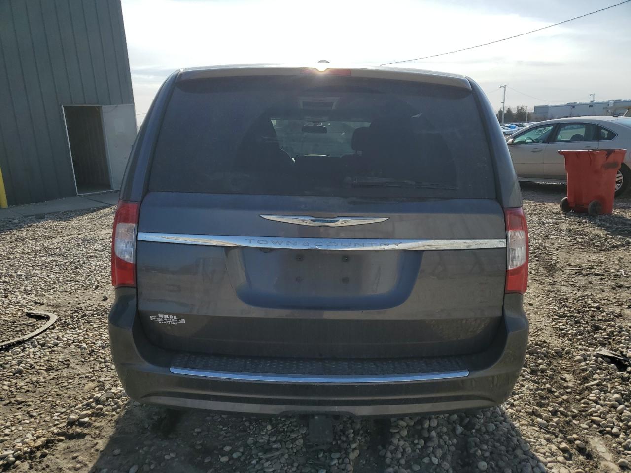 2016 Chrysler Town & Country - Image 6