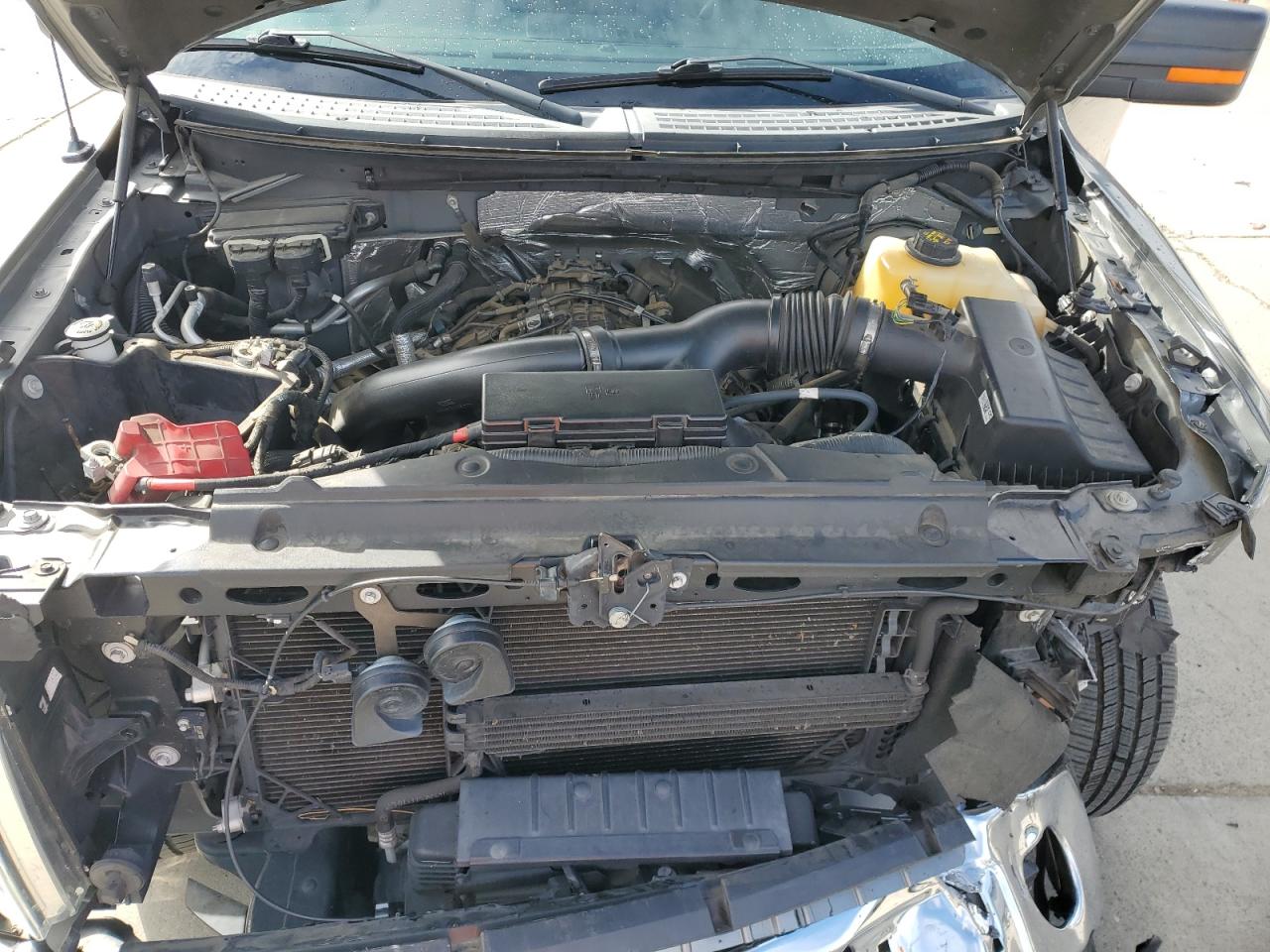 2012 Ford F-150 - Image 13