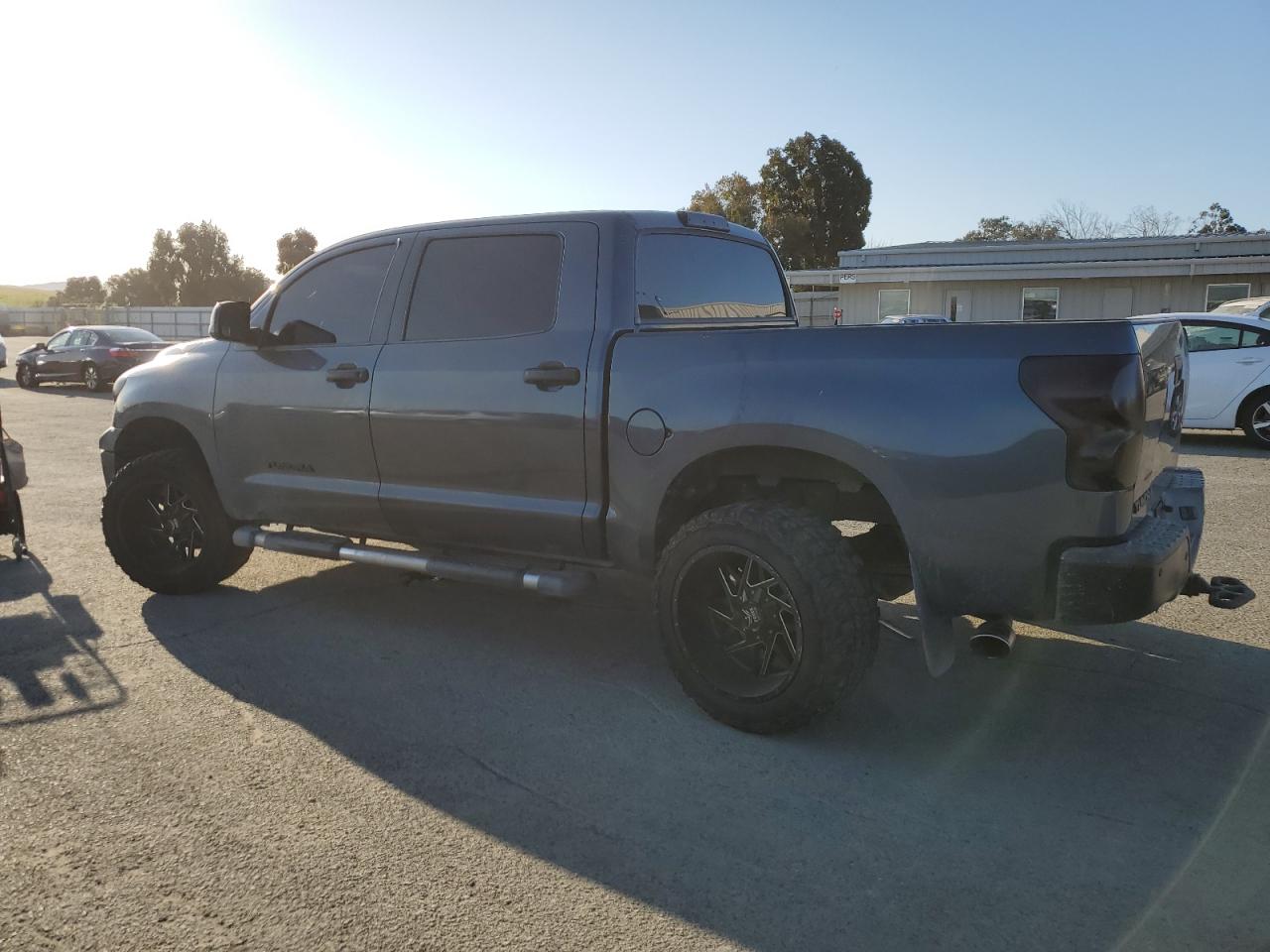 2007 Toyota Tundra - Image 2