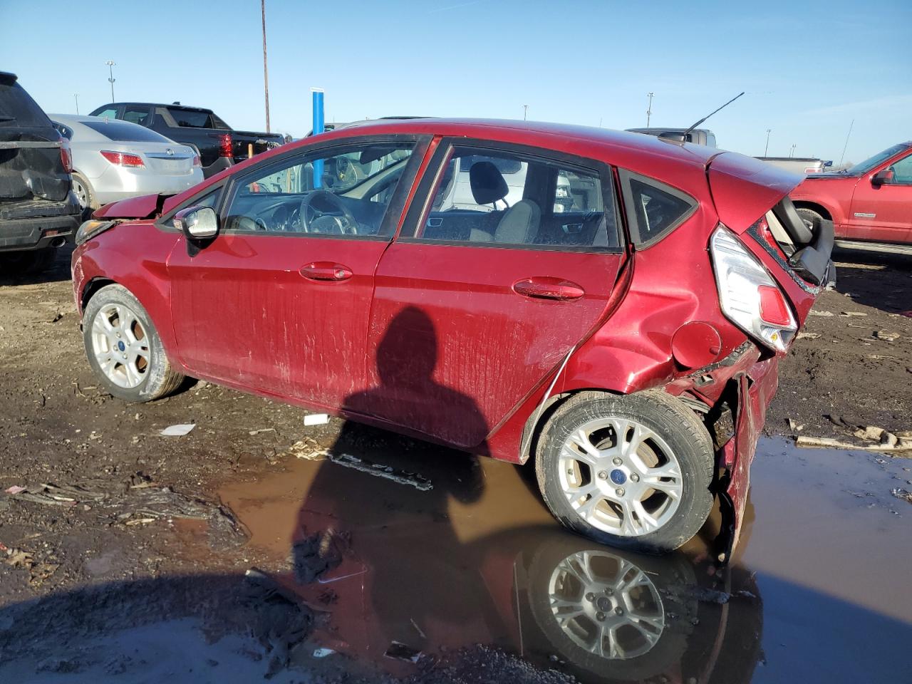 2016 Ford Fiesta - Image 2