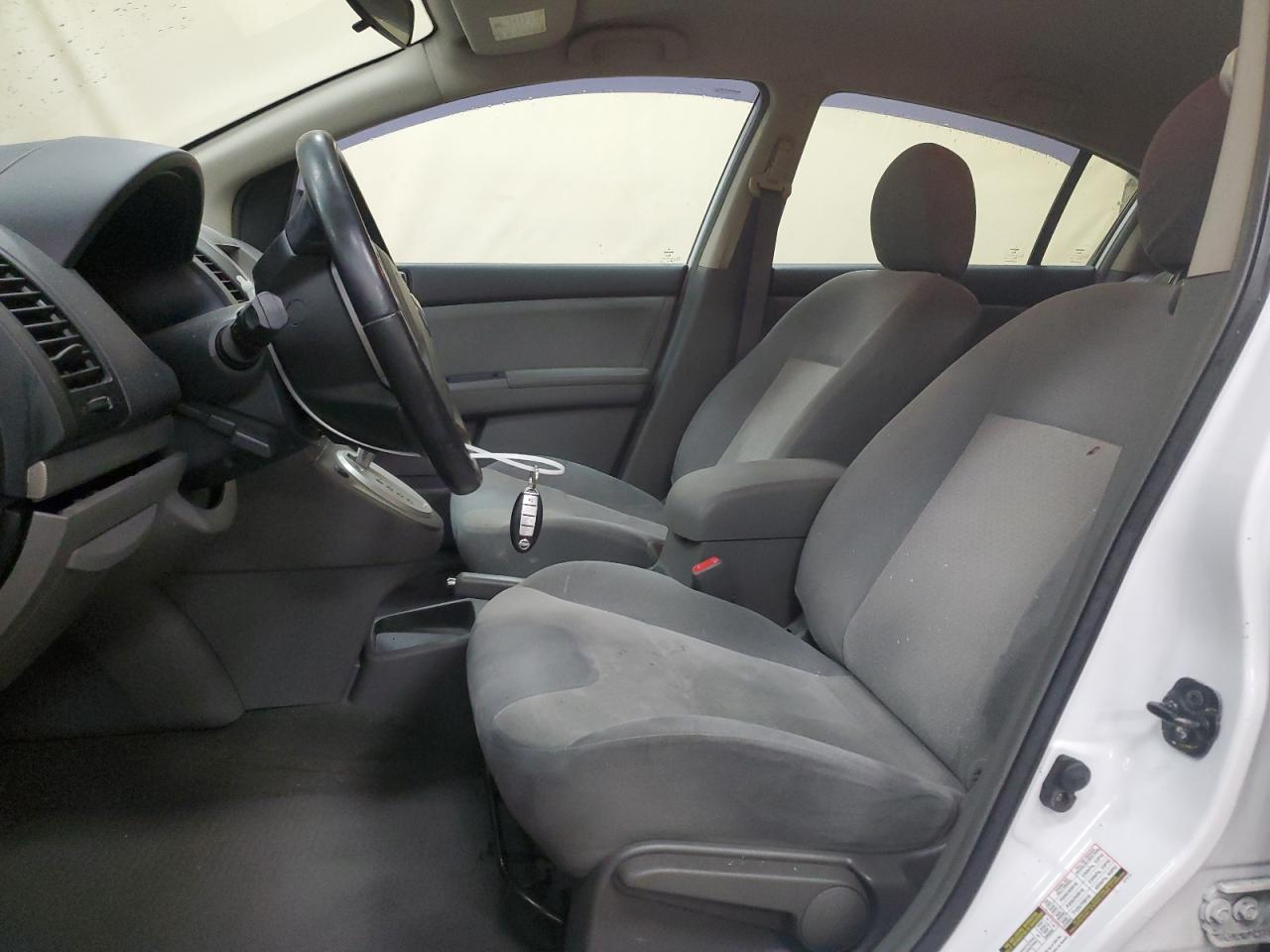 2009 Nissan Sentra - Image 7