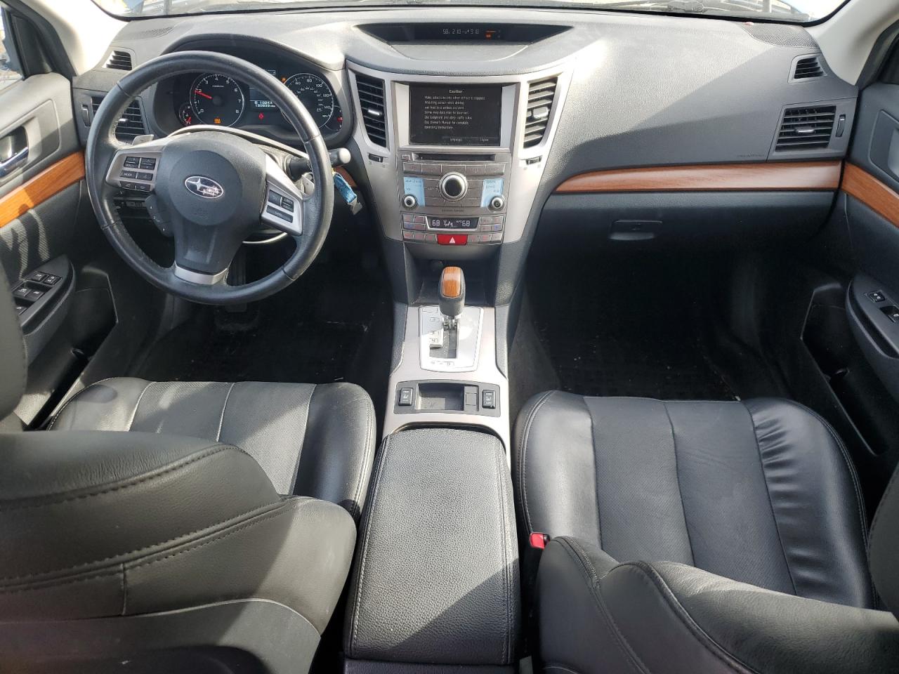 2013 Subaru Outback - Image 8