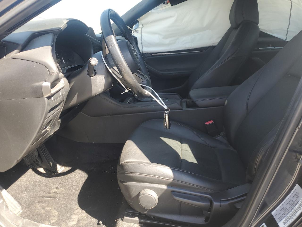 2021 Mazda 3 - Image 7