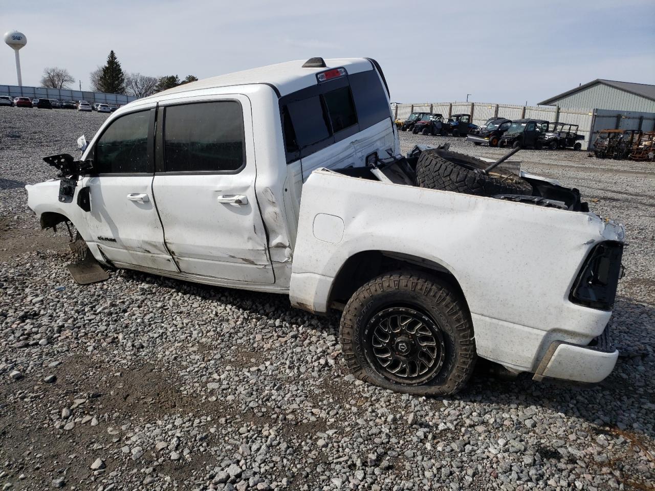 2019 RAM 1500 - Image 2