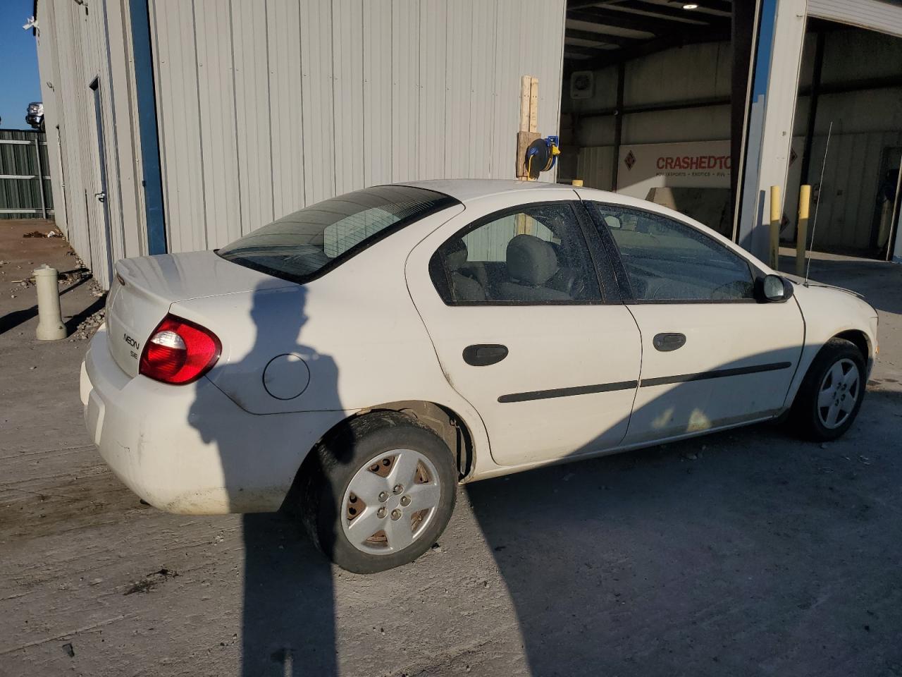 2003 Dodge Neon - Image 3