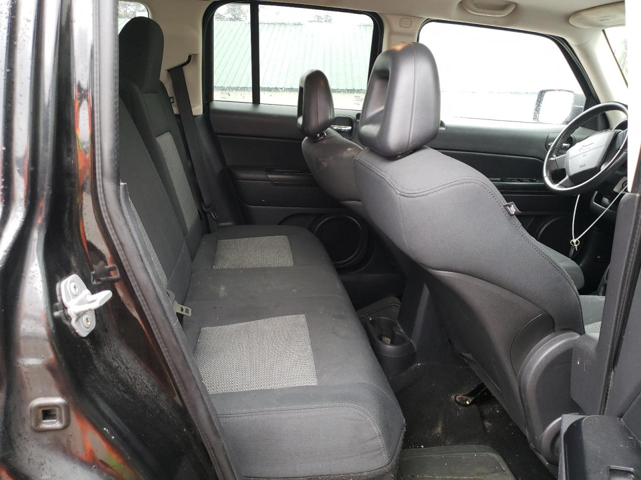 2009 Jeep Liberty (Patriot) - Image 11