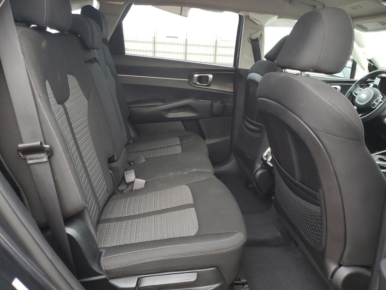 2021 Kia Sorento - Image 11