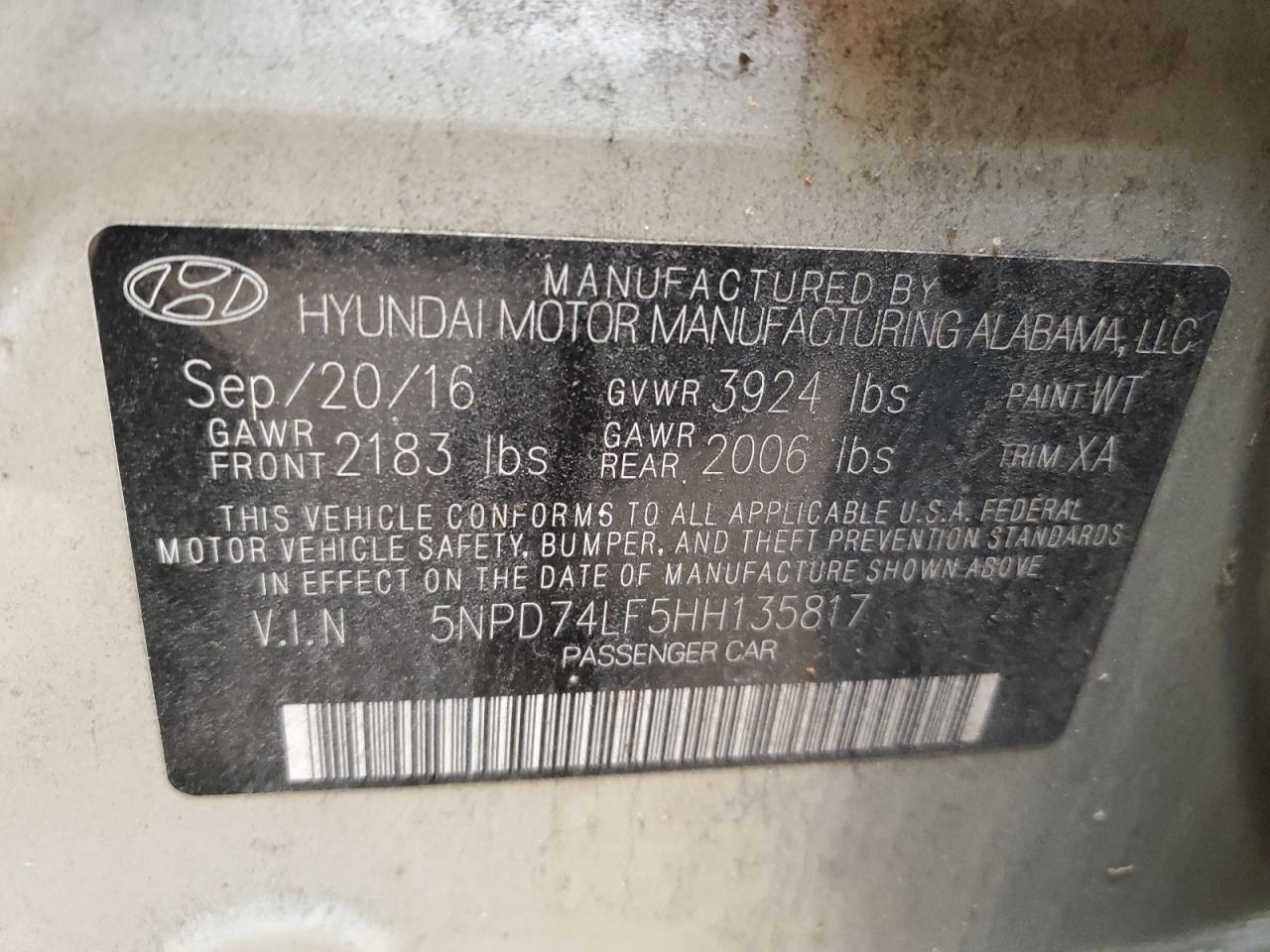 2017 Hyundai Elantra - Image 12