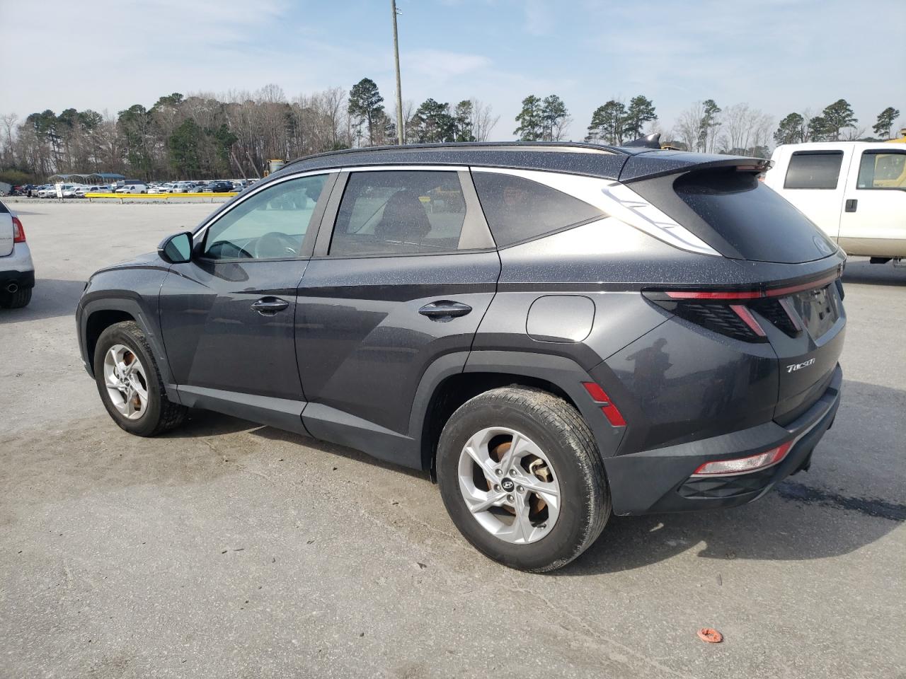 2022 Hyundai Tucson - Image 2