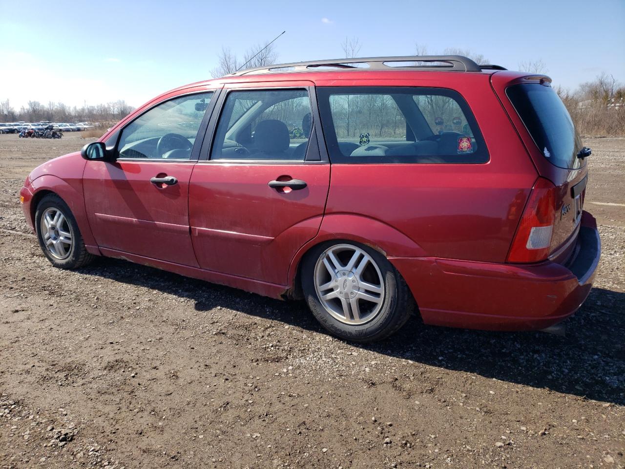2001 Ford Focus - Image 2