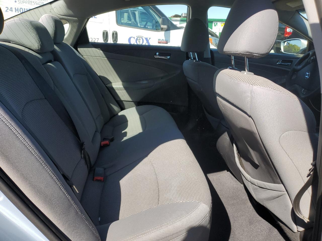 2014 Hyundai Sonata - Image 10