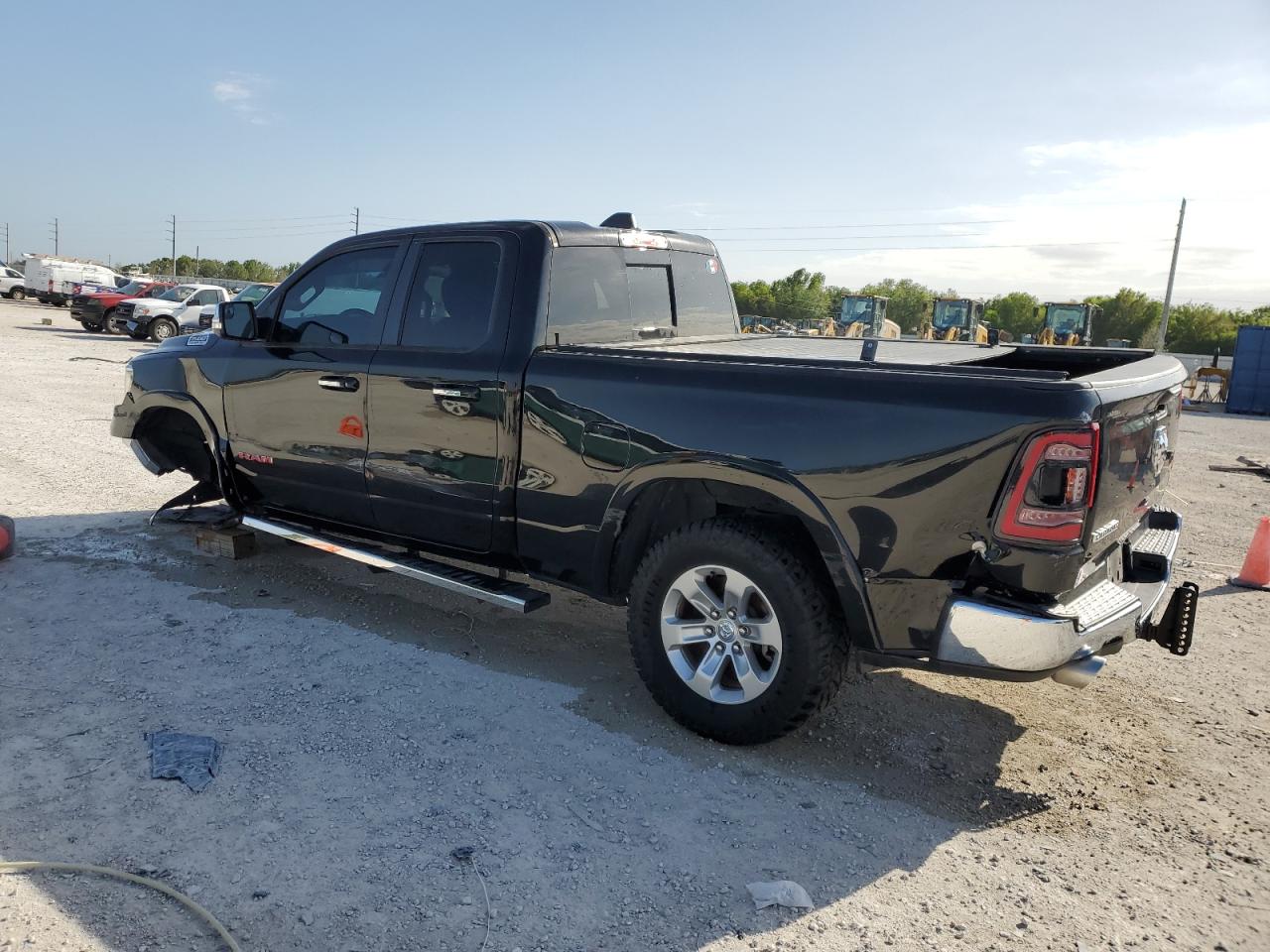 2020 RAM 1500 - Image 2