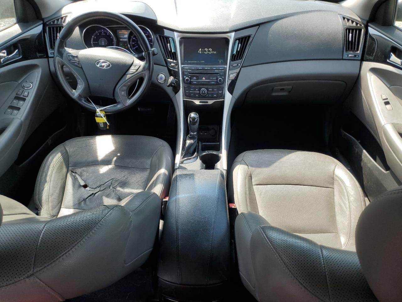 2014 Hyundai Sonata - Image 8