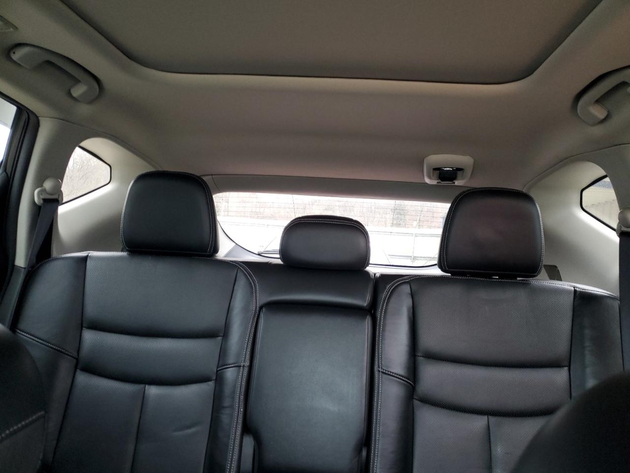 2015 Nissan Murano - Image 10