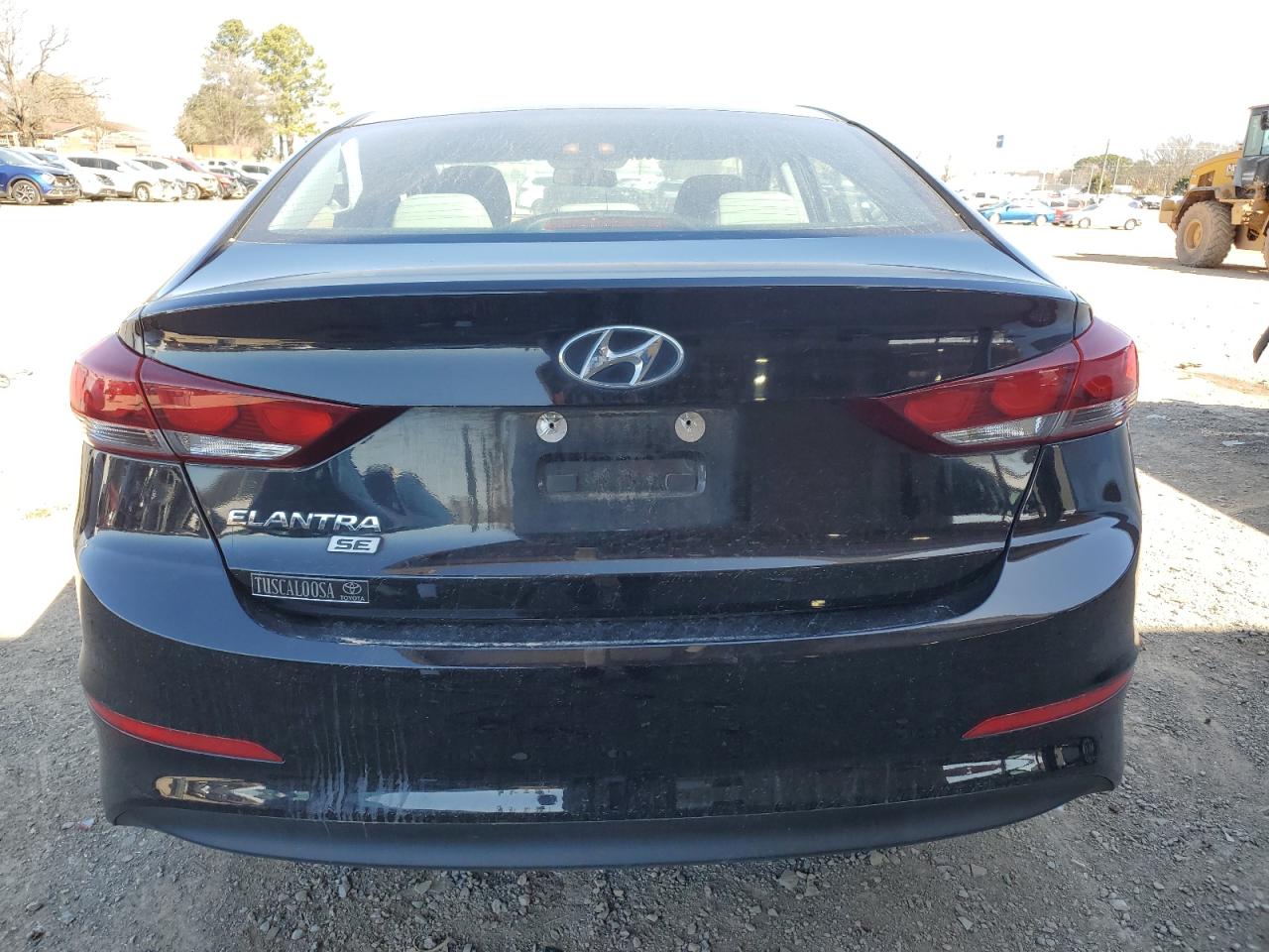 2018 Hyundai Elantra - Image 6