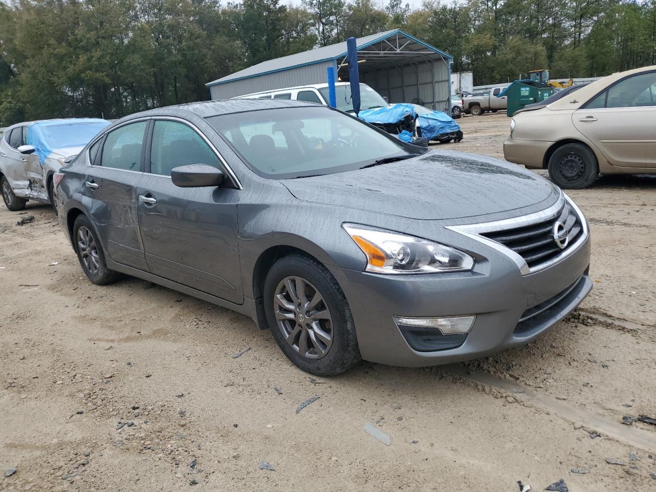 2015 Nissan Altima - Image 4