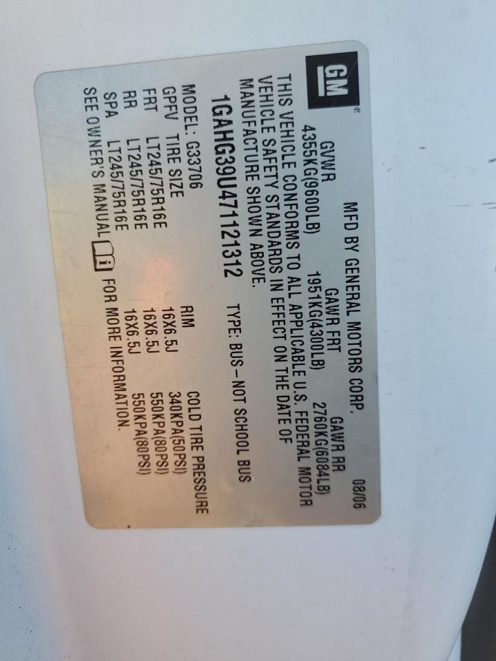 2007 Chevrolet Express - Image 13