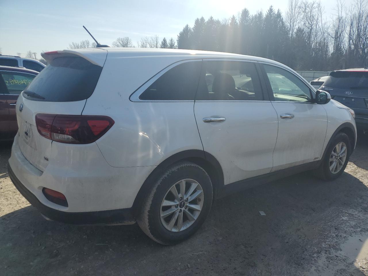 2019 Kia Sorento - Image 3