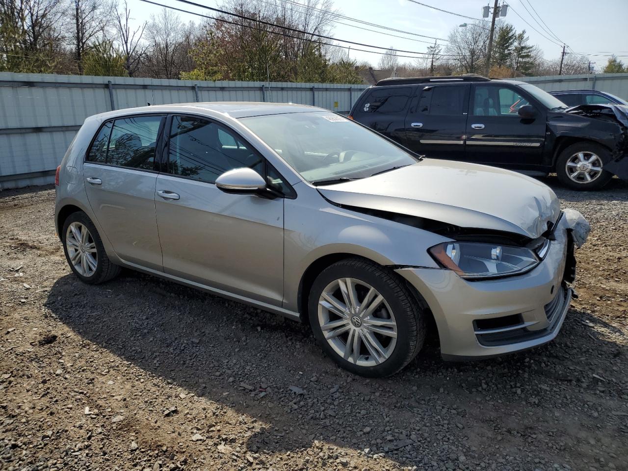 2015 Volkswagen Golf - Image 4