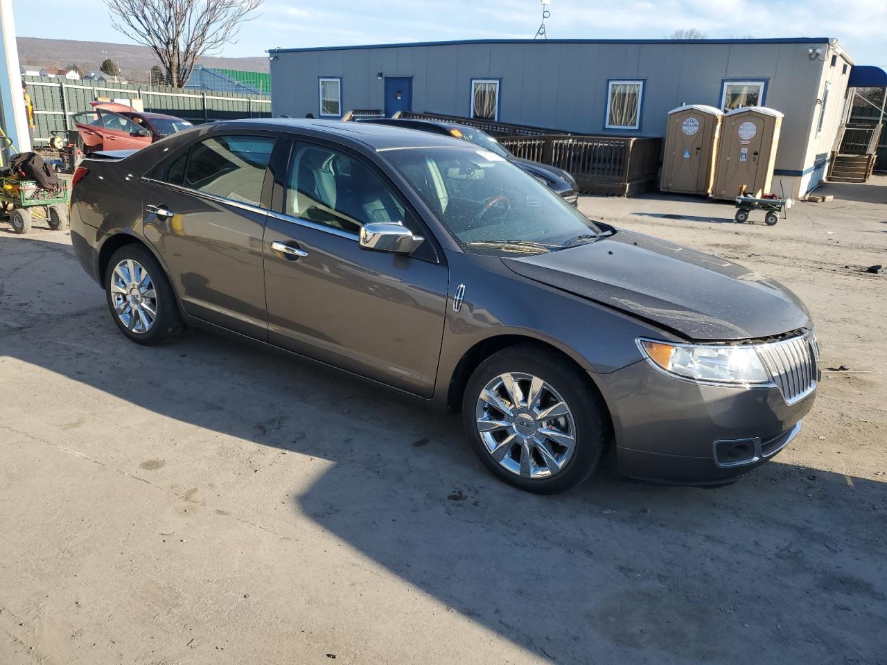 2012 Lincoln MKZ - Image 4