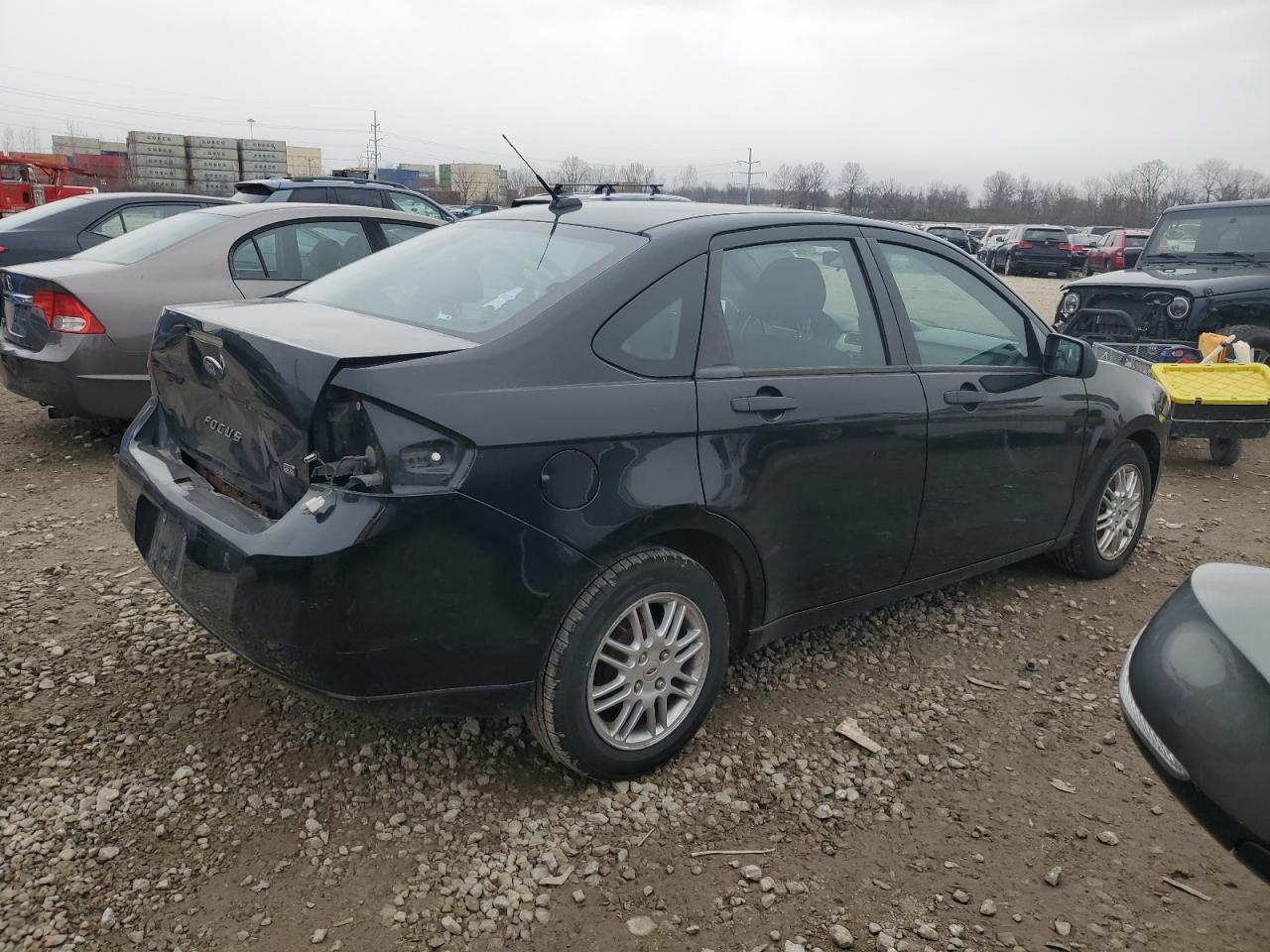 2010 Ford Focus - Image 3
