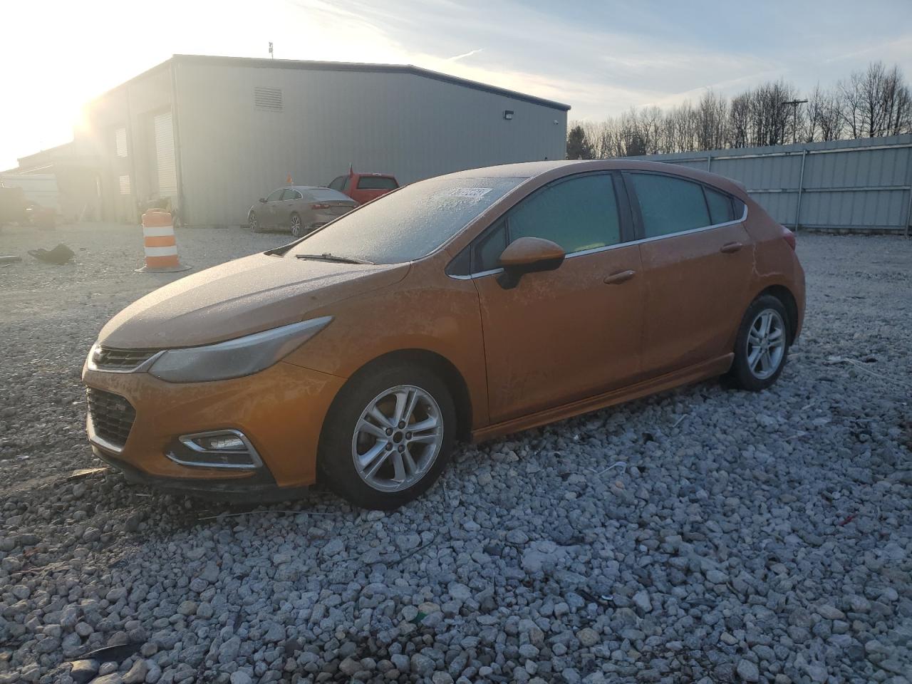 2017 Chevrolet Cruze Lt на продаже в Wayland, MI - Side