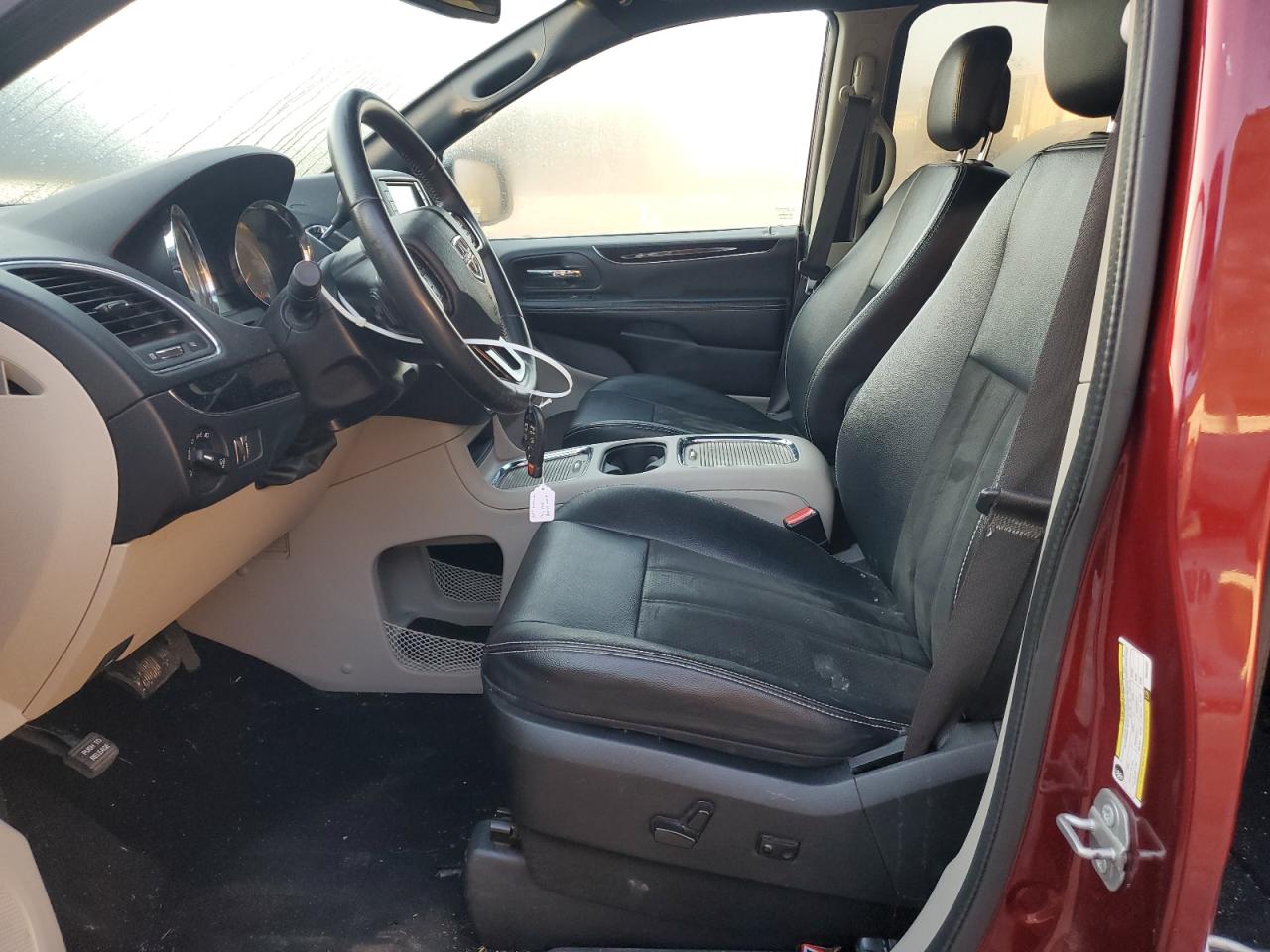2019 Dodge Caravan - Image 7