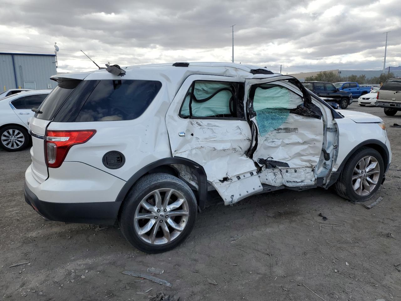 2014 Ford Explorer - Image 3