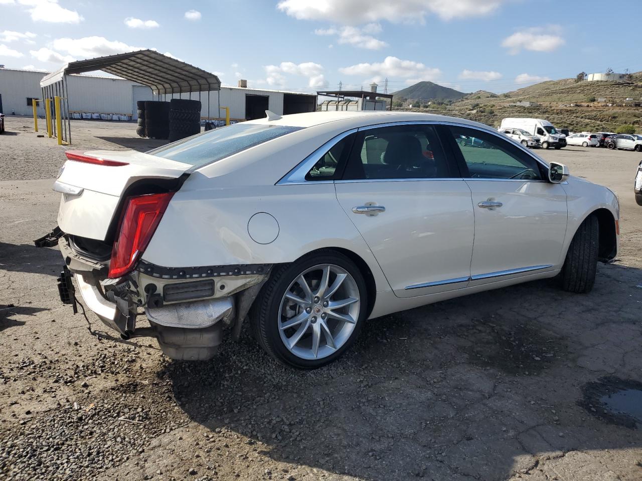 2013 Cadillac XTS - Image 3