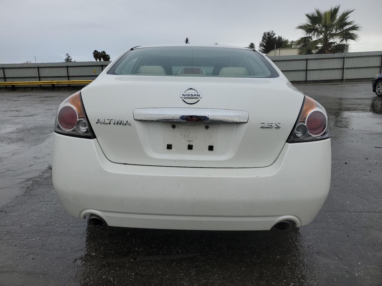 2011 Nissan Altima - Image 6